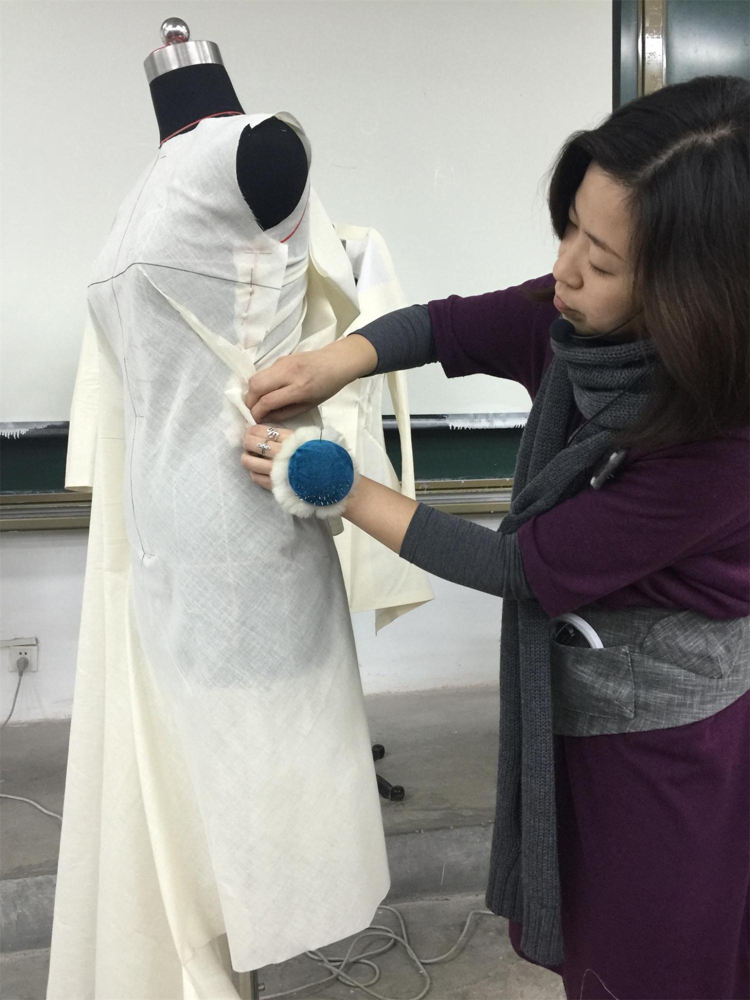 成人影视片