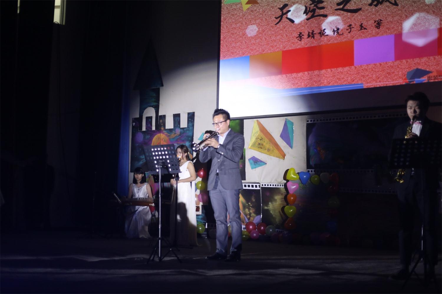 成人影视片