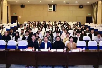 成人影视片