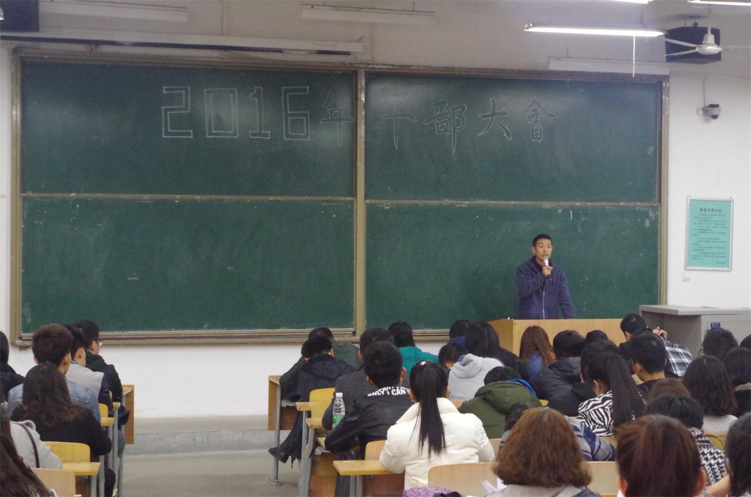 成人影视片